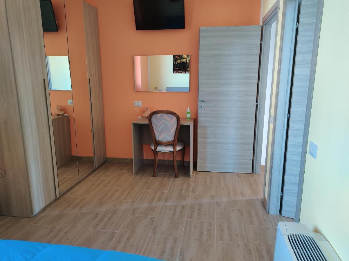 Canegrate Villa Ara Blu מראה חיצוני תמונה