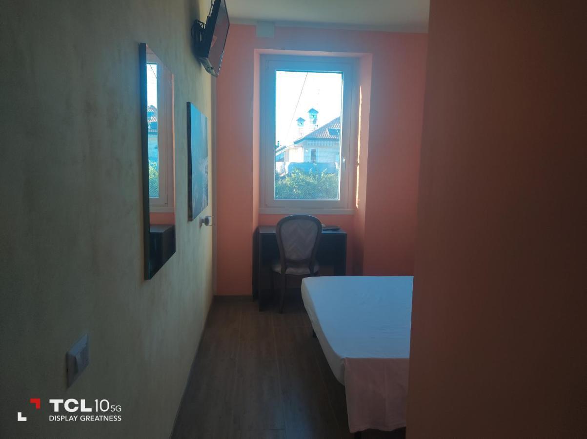 Canegrate Villa Ara Blu מראה חיצוני תמונה
